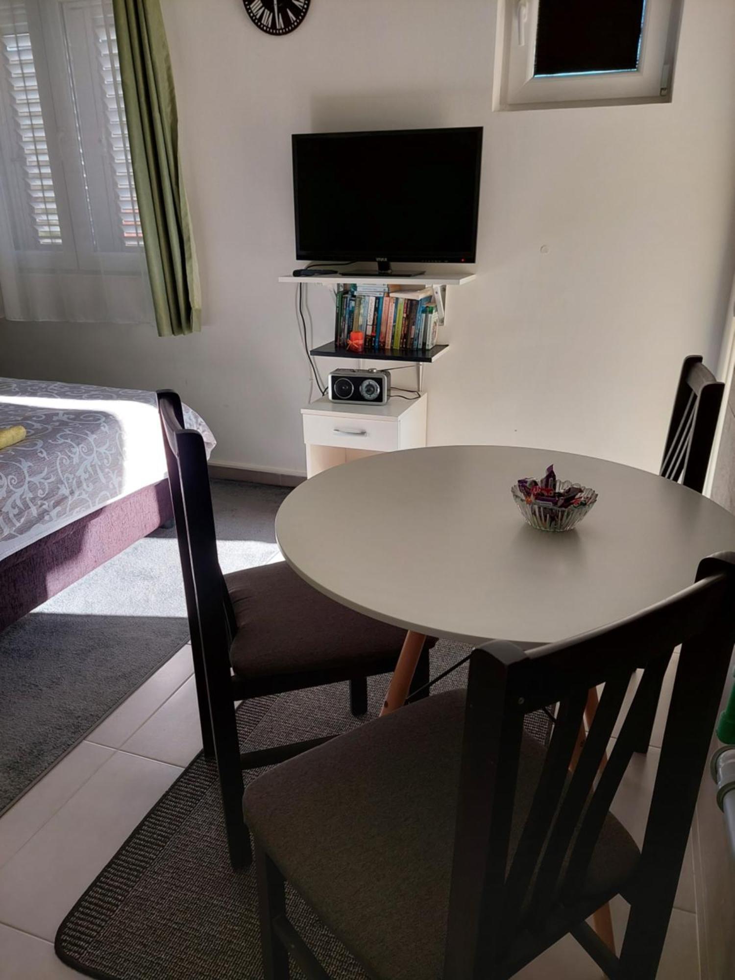 Apartmani Irena Tivat Ruang foto